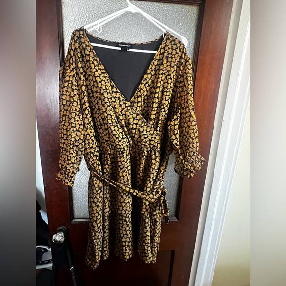 ASOS mini wrap dress with sash - Picture 2 of 2